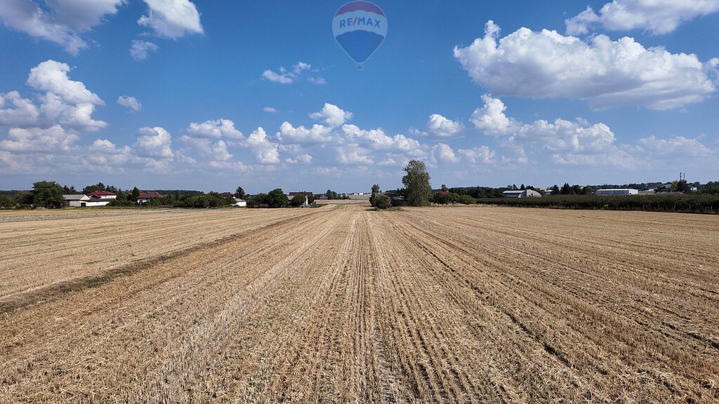 Działka inwestycyjna 0,71 ha przy Lotnisku Lublin z budynkiem Świdnik Duży, Świdnik Duży Drugi  7 100m2 Foto 1