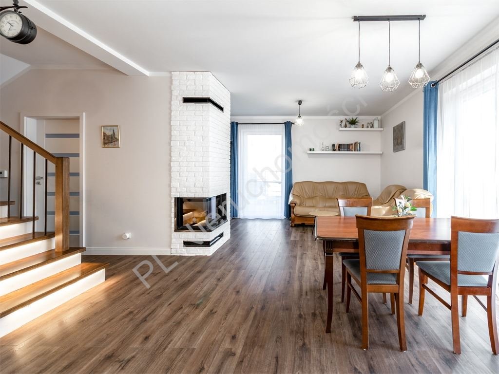 Umeblowany dom 6 pokoi z ogrodem i garażem w Milanówku Milanówek  150m2 Foto 1