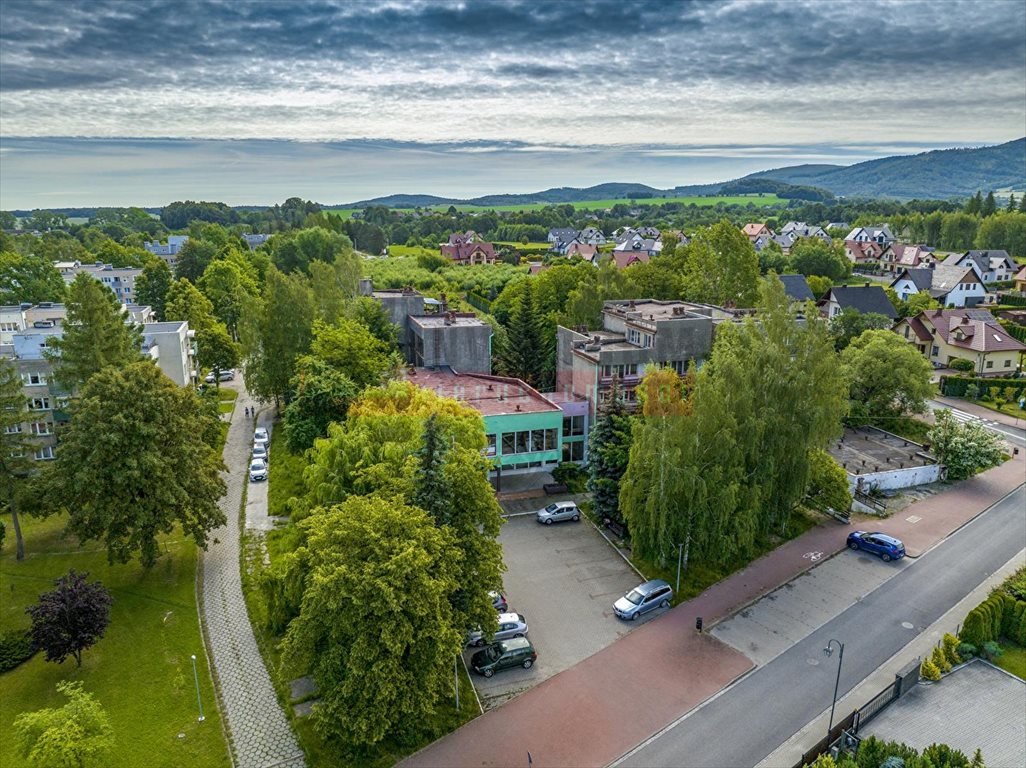 Lokal użytkowy na sprzedaż Głuchołazy, Centrum  3 138m2 Foto 3