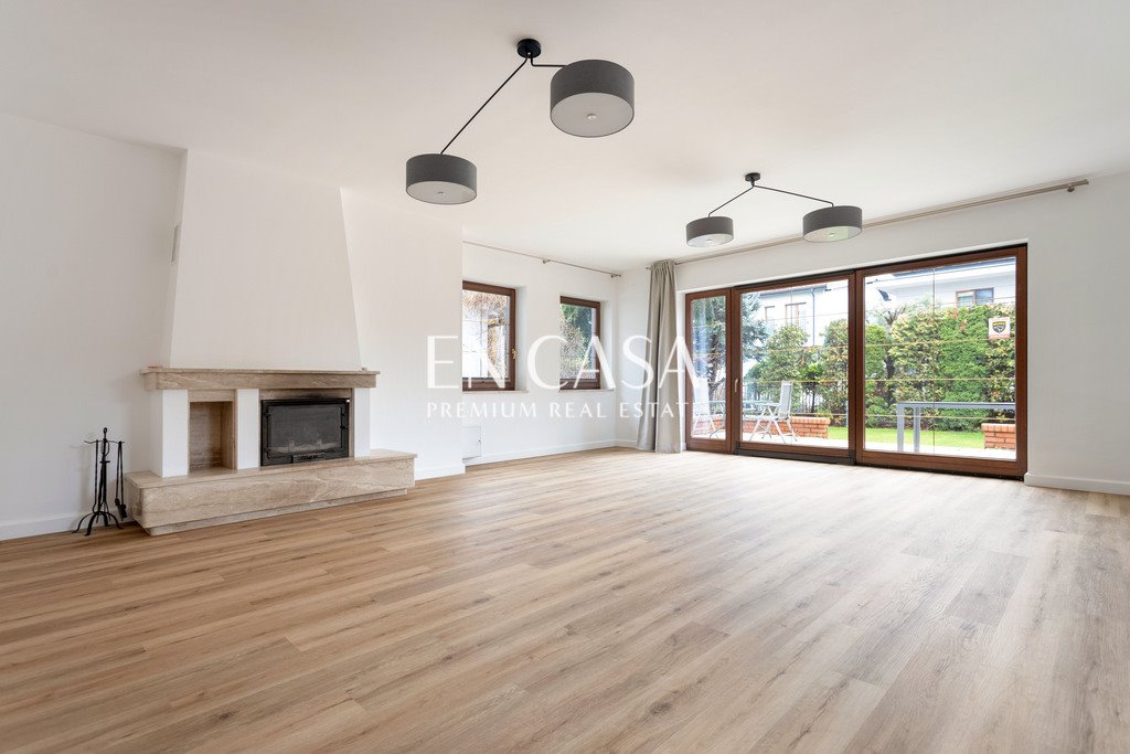 Wynajem komfortowego domu 300 m2 z ogrodem i garażem Warszawa, Wilanów  300m2 Foto 1