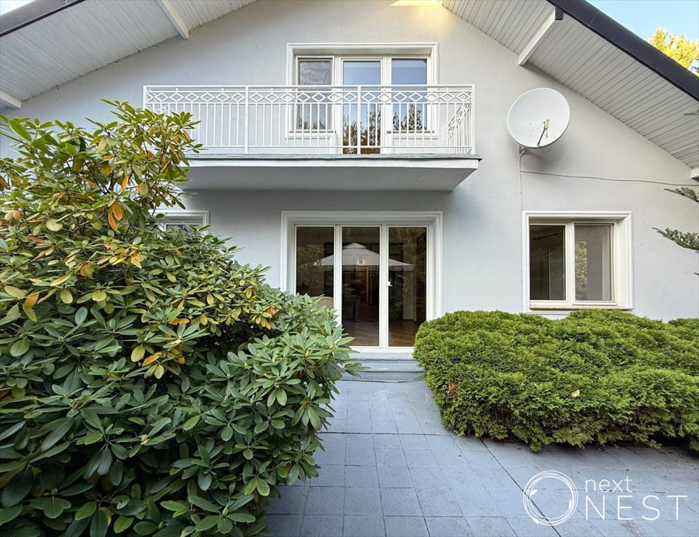 Stylowy dom 330 m2 z ogrodem w Konstancinie-Jeziornie Konstancin-Jeziorna, Wojewódzka  330m2 Foto 1