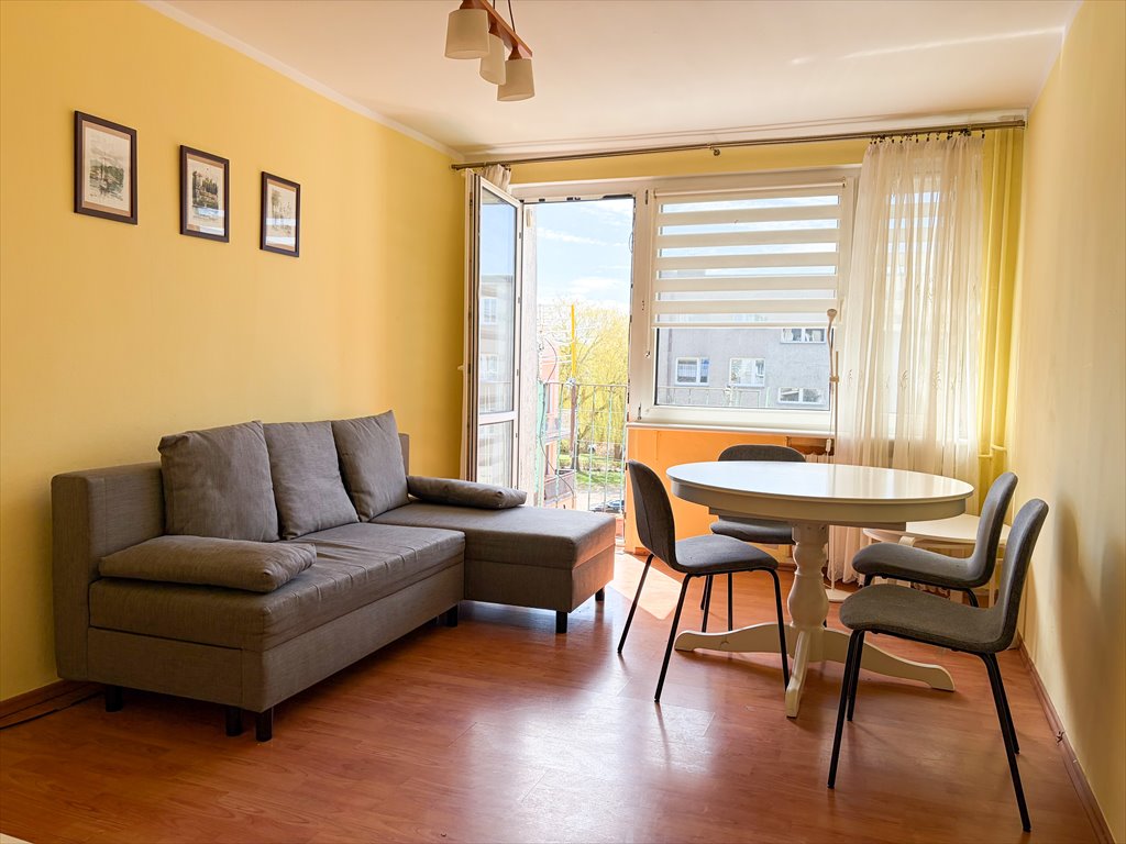 3-pokojowe mieszkanie 47,23 m² w Sławnie - umeblowane i słoneczne Sławno, Jednosci Narodowej 6  47m2 Foto 1