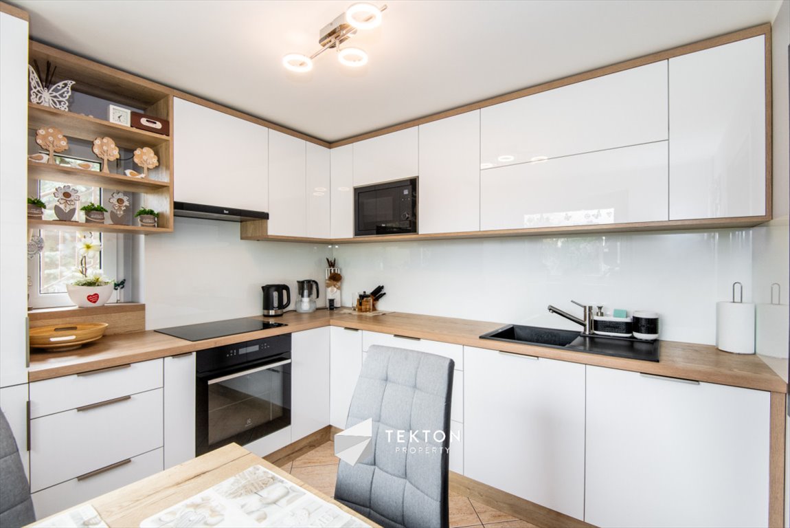Przestronny dom 180 m² z garażem - ogród i taras Wiry, Komornicka  180m2 Foto 1