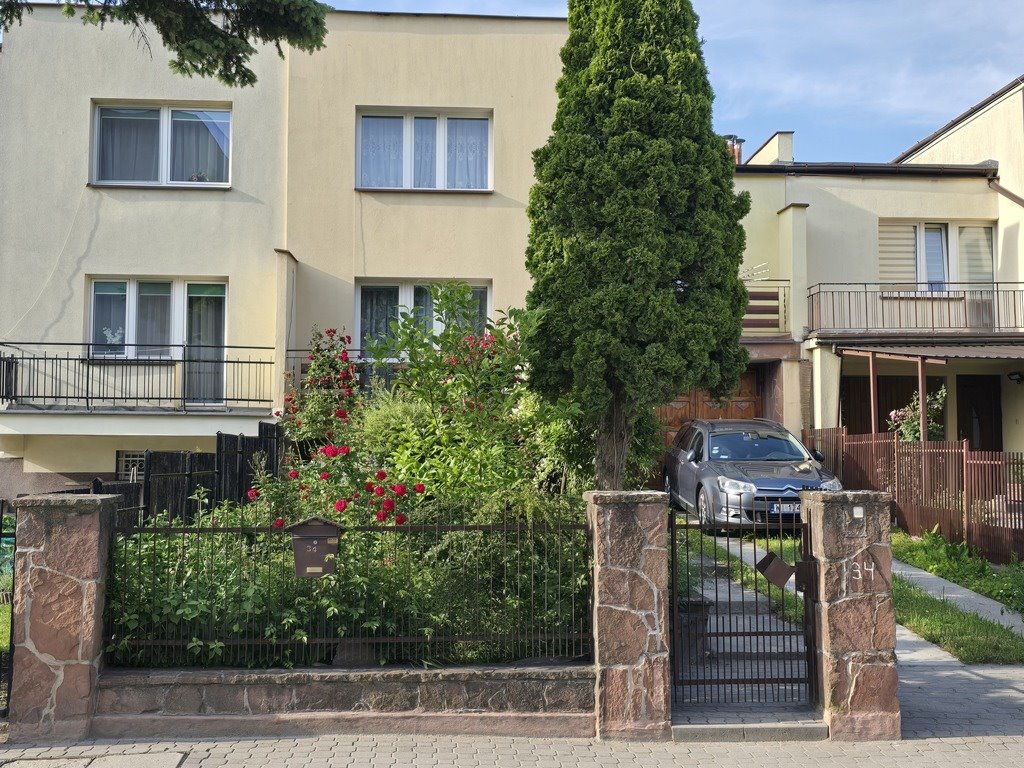 Dom na sprzedaż Busko-Zdrój, Janusza Korczaka  120m2 Foto 1