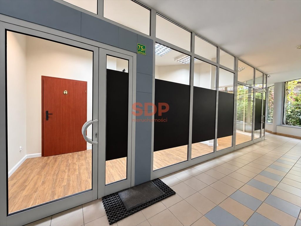 Do sprzedania lokal usługowy 27,6 m² w centrum Wrocławia Wrocław, Śródmieście, Ołbin, Jaracza Stefana  28m2 Foto 1