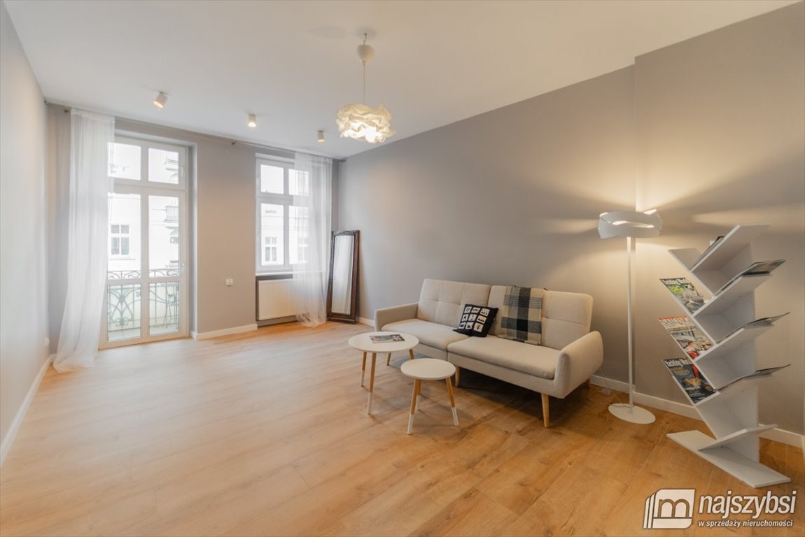 Mieszkanie dwupokojowe na sprzedaż Szczecin, Śródmieście, 5 Lipca  65m2 Foto 1