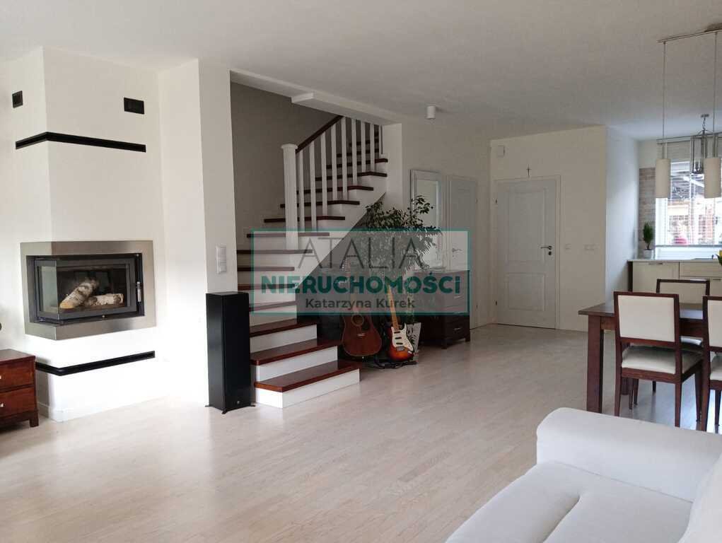 Na sprzedaż klimatyczny segment 105 m² z garażem i ogrodem Grodzisk Mazowiecki  105m2 Foto 1