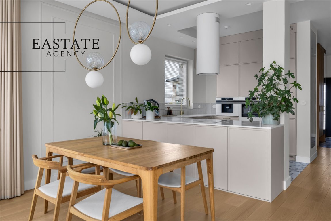 Elegancki dom w Jankach, 137 m², prywatność i światło Janki  137m2 Foto 1