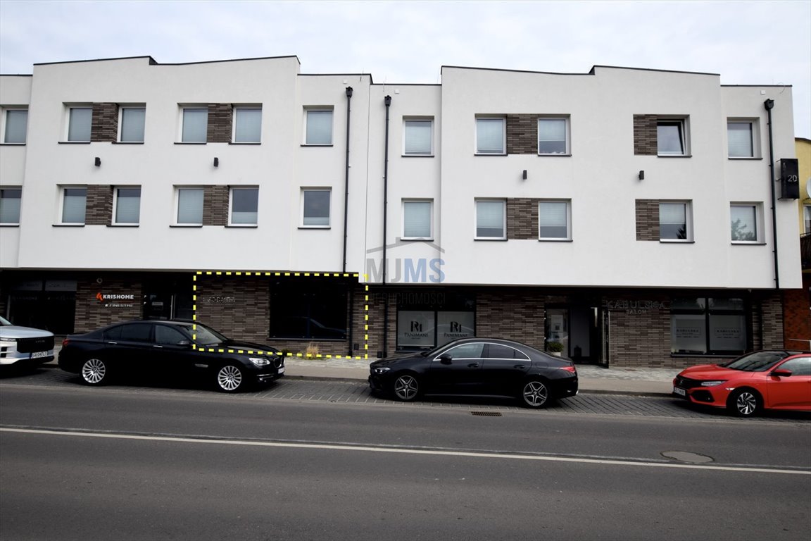 Na wynajem przestronny lokal usługowy 46,35 m² z witryną w Słupsku Słupsk, Stanisława Konarskiego  46m2 Foto 1