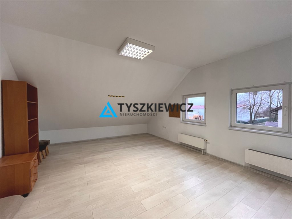 Przestronny biuro 28 m2 z parkingiem i monitoringiem Pruszcz Gdański, Grunwaldzka  28m2 Foto 1