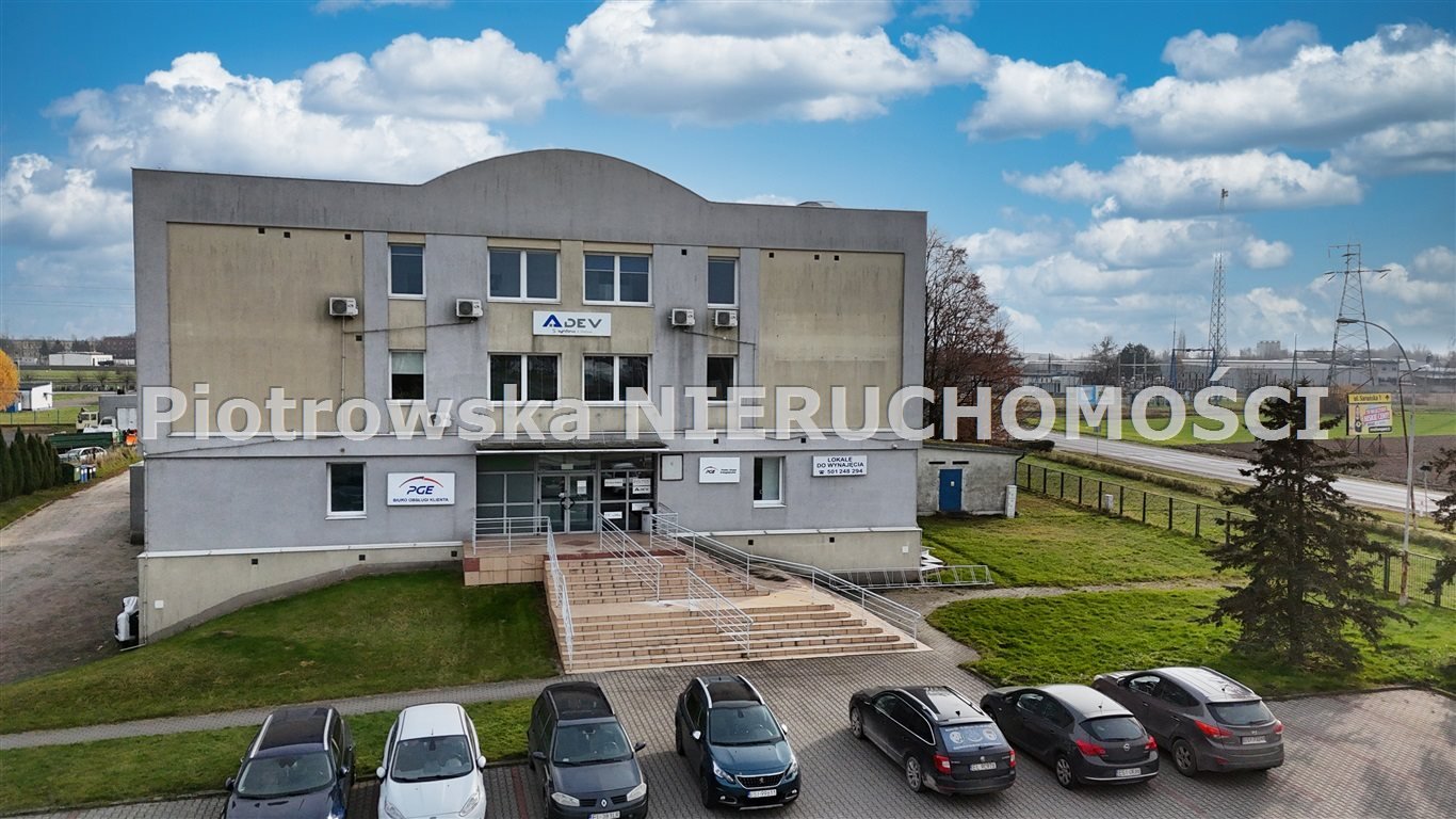 Wynajem lokali biurowych 209 m² z parkingiem i monitoringem Sieradz  209m2 Foto 1