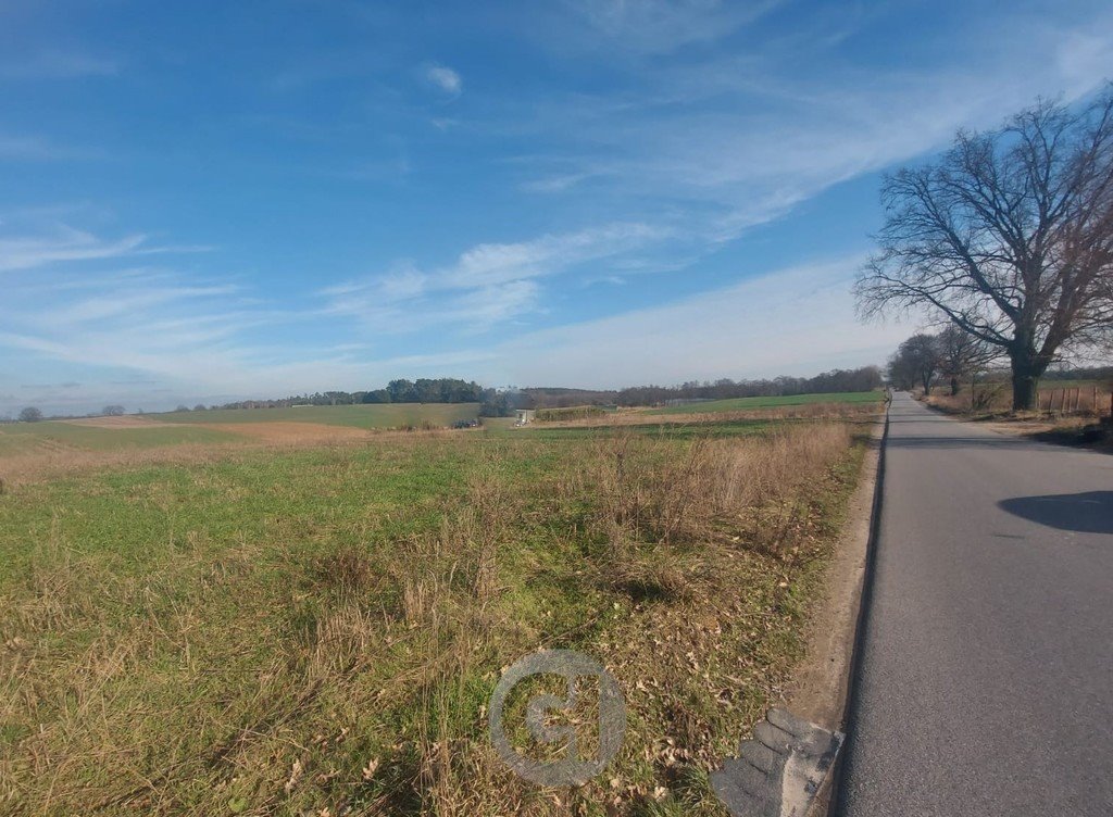 Działki budowlane w Santocku – 1400 m2, media, spokojna okolica Santocko  1 400m2 Foto 1