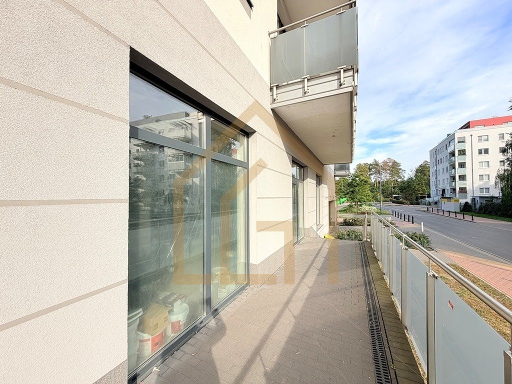 Na sprzedaż przestronny lokal usługowy 82 m² w Ząbkach Ząbki, Christiana Andersena  82m2 Foto 1