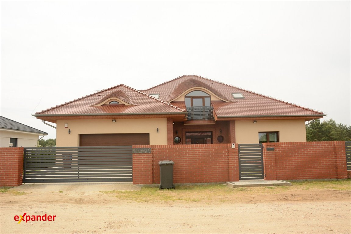 Przestronny dom z sauną i garażem 48 m² w Ośnie Lubuskim Ośno Lubuskie, Makowa  386m2 Foto 1