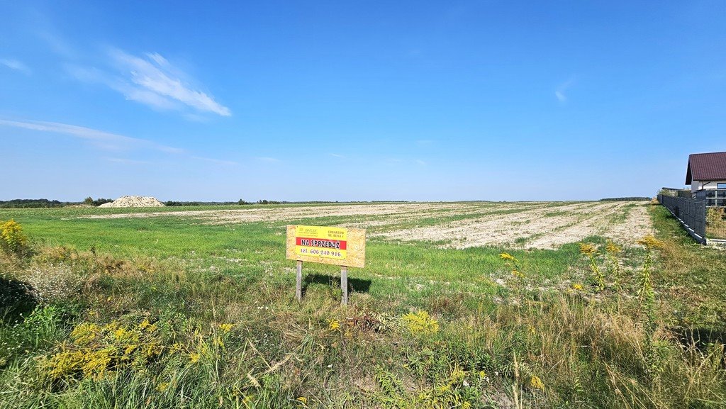 Działka budowlana na sprzedaż Pałecznica  2 100m2 Foto 1