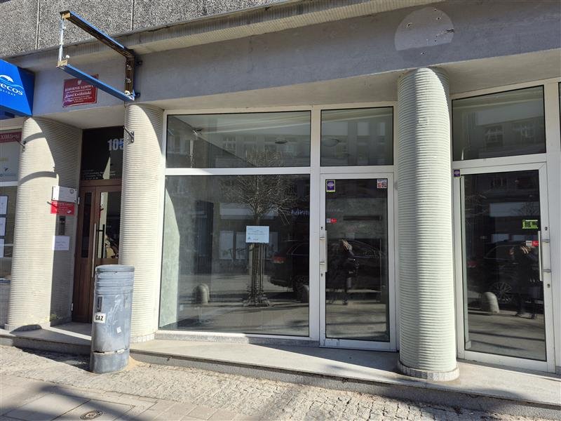 Lokal usługowy 19 m2 w centrum Gdyni, witryna, piwnica Gdynia, Śródmieście, Świętojańska  19m2 Foto 1