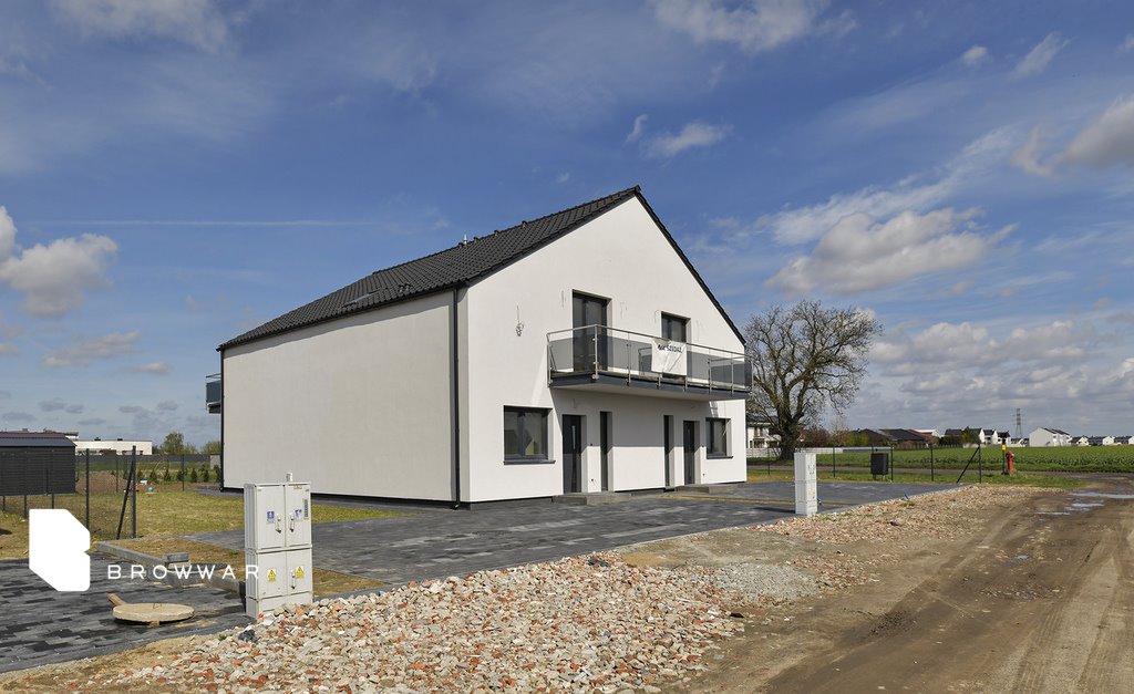 Nowoczesny bliźniak 136 m2 z tarasem i ogrodem w Wirach Wiry  136m2 Foto 1