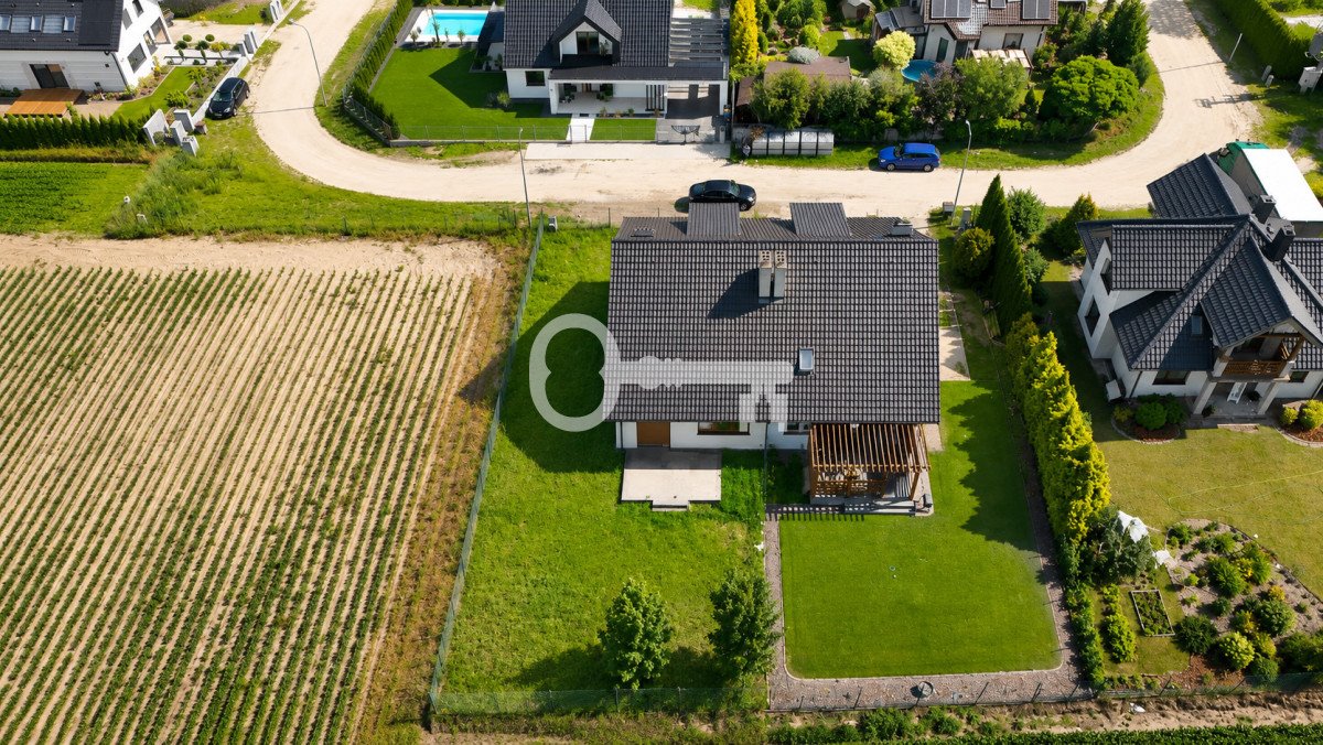 Sprzedam funkcjonalny bliźniak 140 m² z potencjałem aranżacyjnym: Gowarzewo: Promykowa