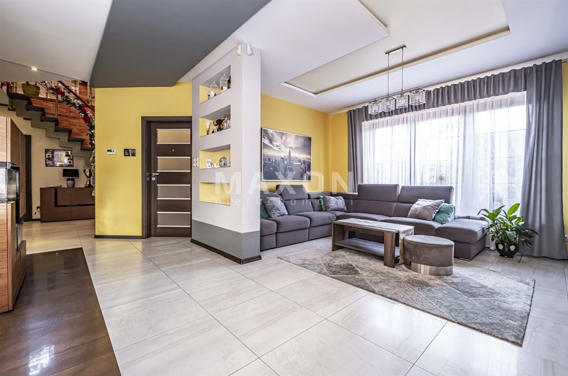 Dom na sprzedaż Bramki  170m2 Foto 1