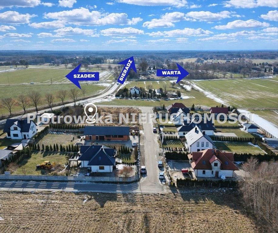 Polecam działkę budowlaną 1363 m² w Rossoszycy z mediami i spokojem Warta, Rossoszyca, Rossoszyca  1 363m2 Foto 1