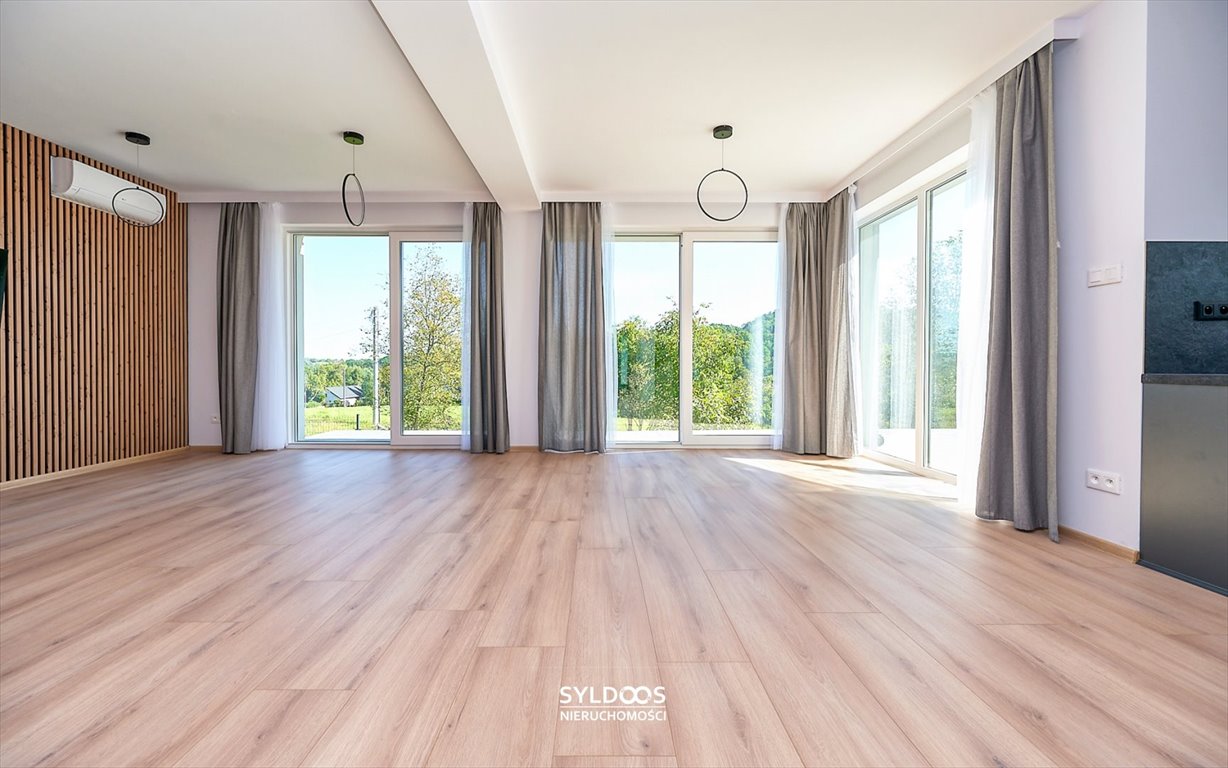 Dom na wynajem Gaj  300m2 Foto 1