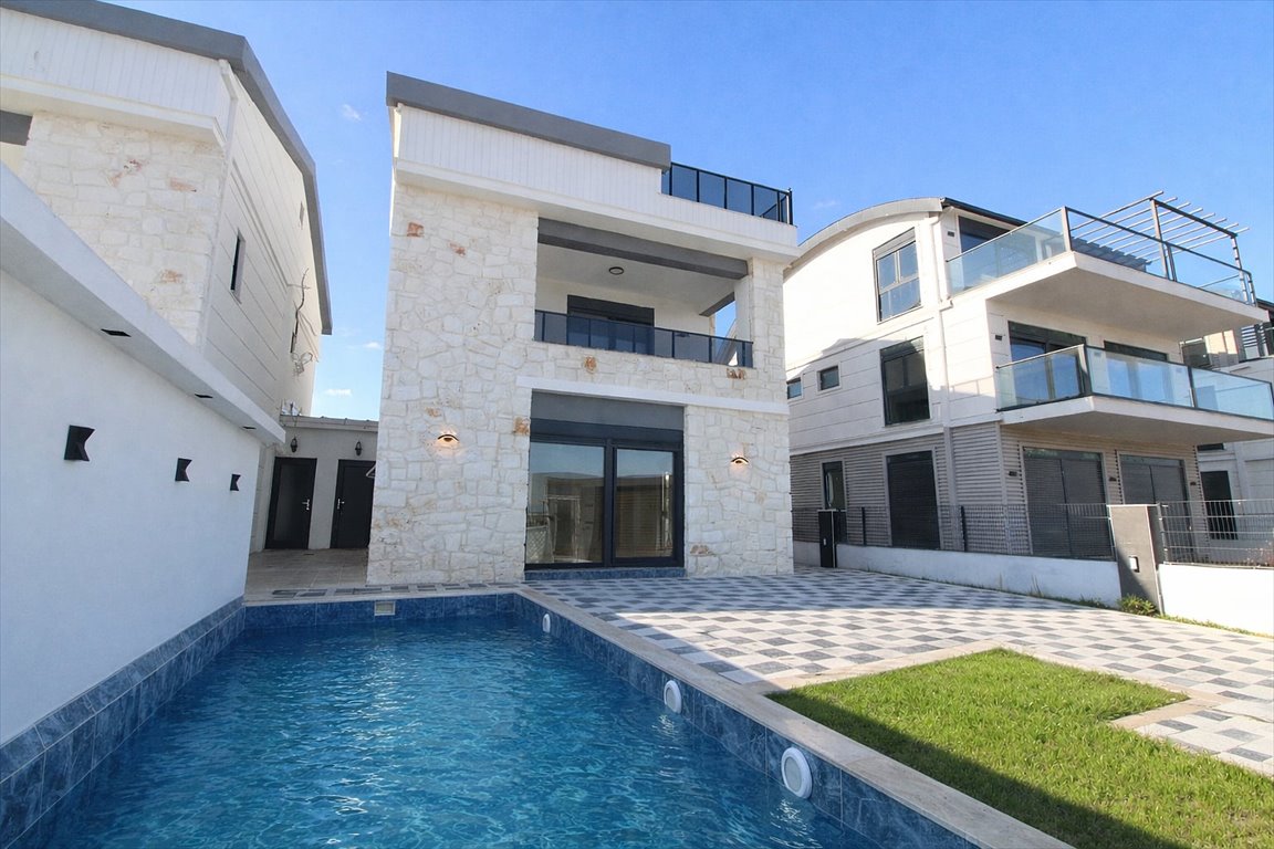 Luksusowa willa z basenem i 5 sypialniami w Belek Turcja, Belek, Belek, Serik, Antalya  200m2 Foto 1