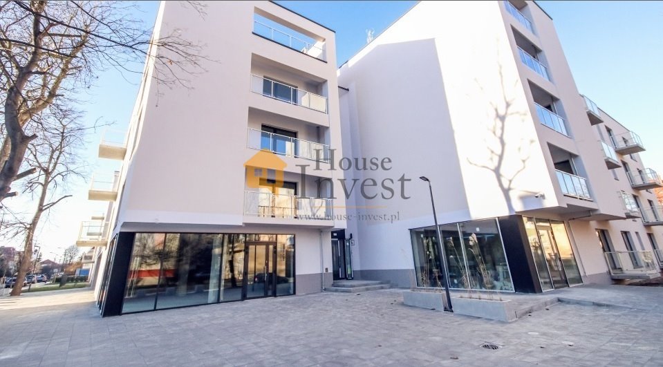 Polecam inwestycyjny lokal 118 m² z najmem do 2030 r. w Legnicy Legnica, Saperska  118m2 Foto 1