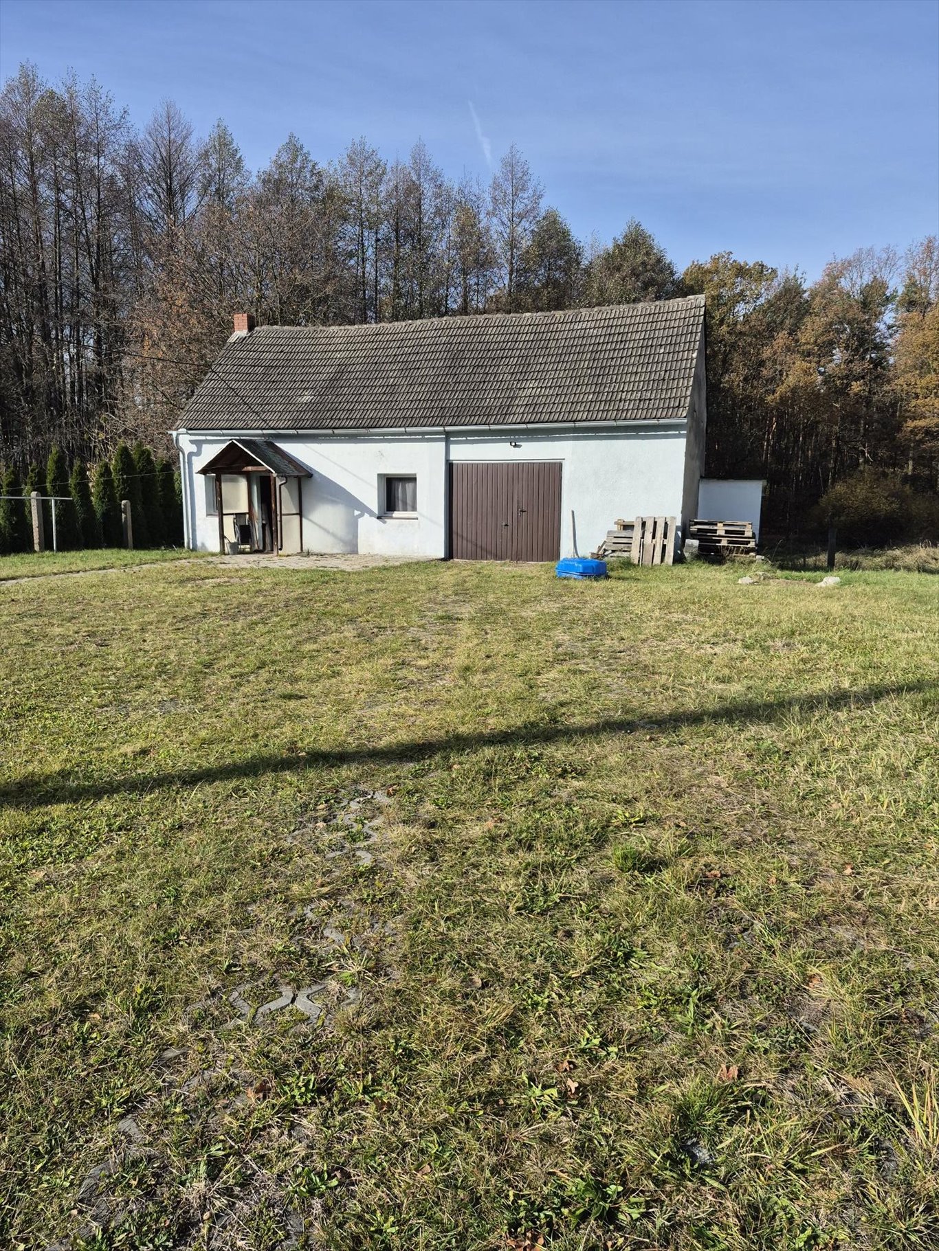 Urokliwy domek 80 m2 z garażem i lasem w pobliżu Staniszcze Małe, 1 go Maja  50m2 Foto 1