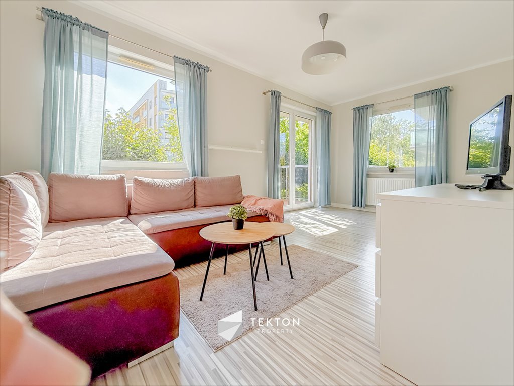 Mieszkanie dwupokojowe na sprzedaż Poznań, Chartowo, Lwa  50m2 Foto 1