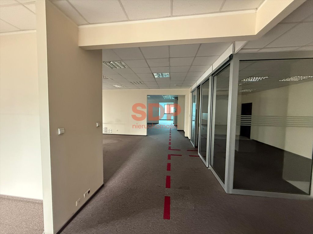 Zapraszam do wynajęcia biura 279 m² w Warszawie Włochy Warszawa, Włochy, Okęcie, Komitetu Obrony Robotników  279m2 Foto 1
