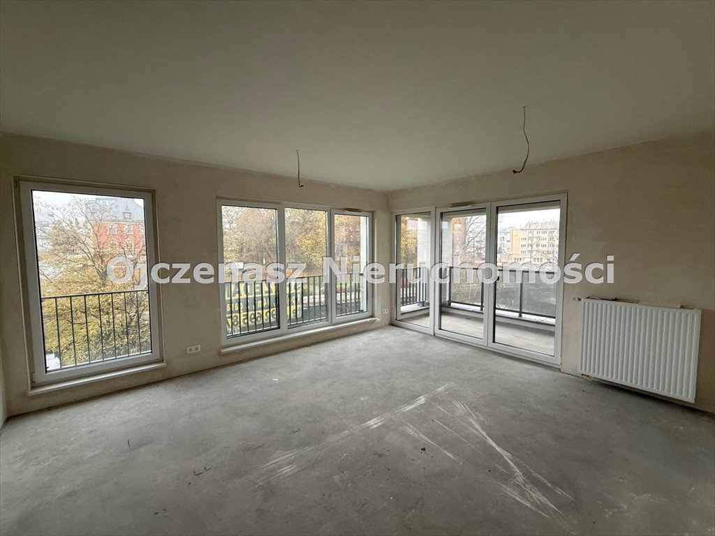 Mieszkanie czteropokojowe  na sprzedaż Bydgoszcz, Centrum  90m2 Foto 1