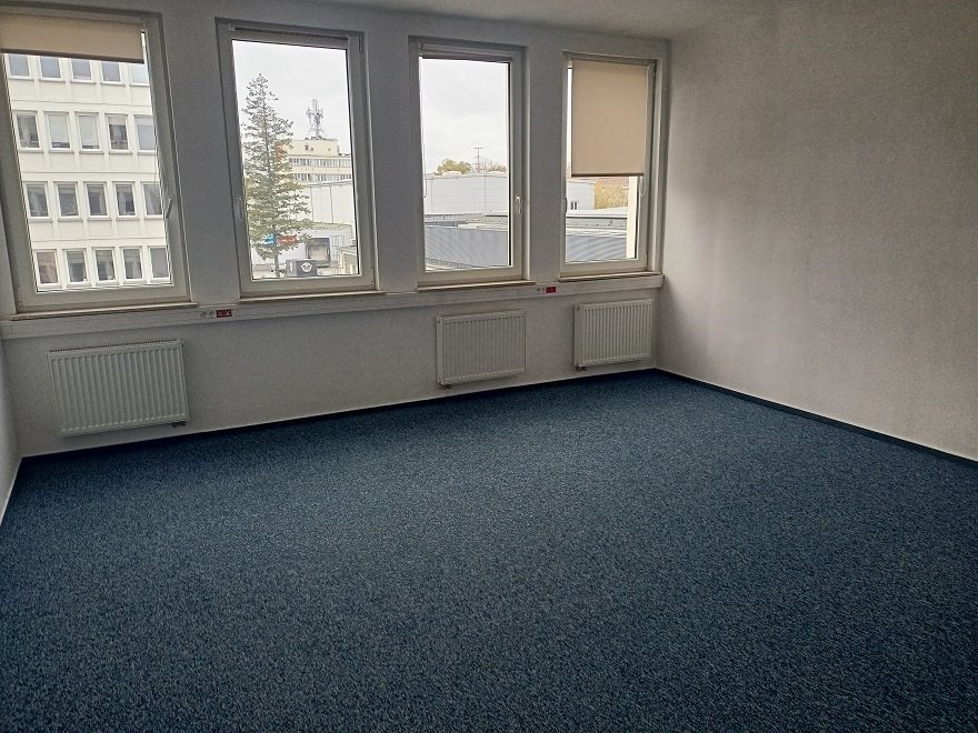 Nowoczesny lokal biurowy 40 m2 na Modlińskiej w Warszawie. Warszawa, Białołęka, Żerań, Modlińska  40m2 Foto 1