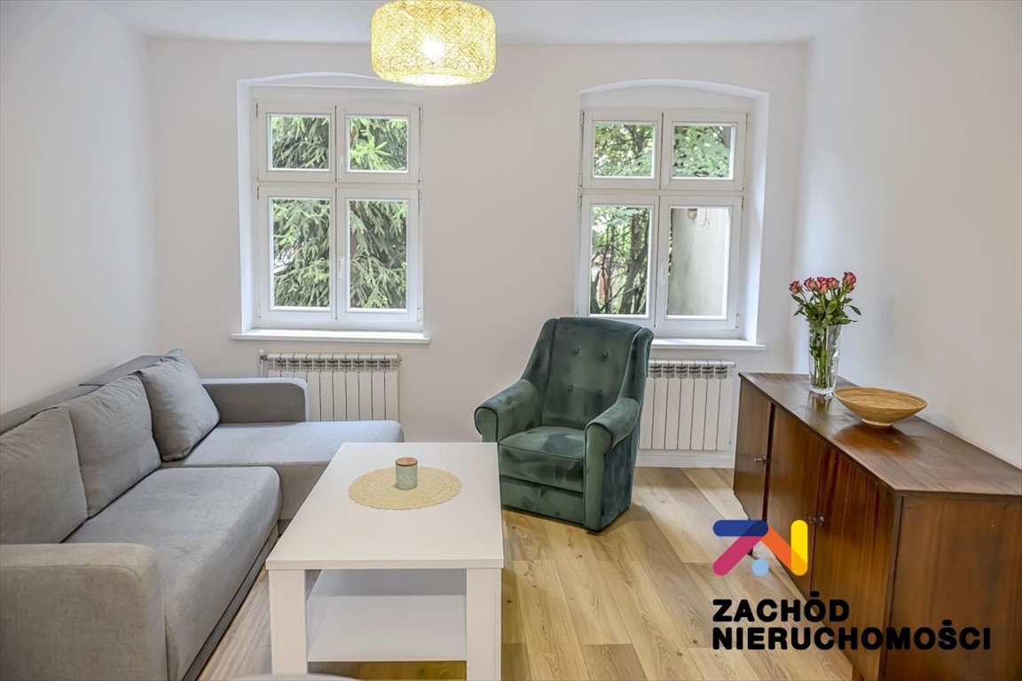 Dwupokojowe mieszkanie w centrum Zielonej Góry z potencjałem Zielona Góra, Centrum  58m2 Foto 1