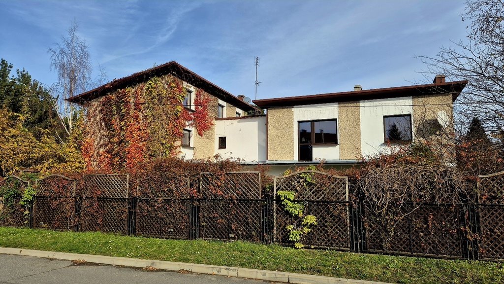 Duży dom 260 m² z potencjałem na dwurodzinny lub działalność Lewin Brzeski, Marzanny  260m2 Foto 1