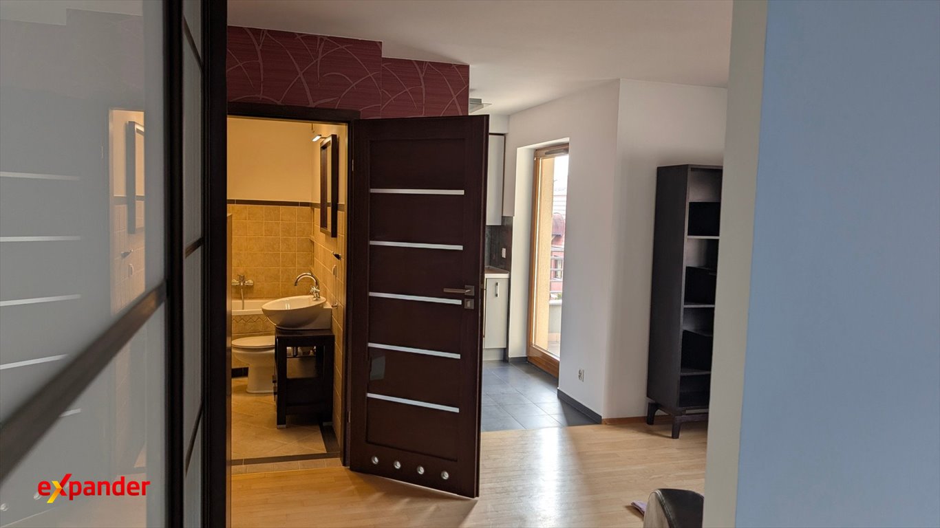 Zapraszam do wynajęcia kawalerki 35 m² z garażem w Krzykach Wrocław, Krzyki-Partynice, Ołtaszyńska  35m2 Foto 1