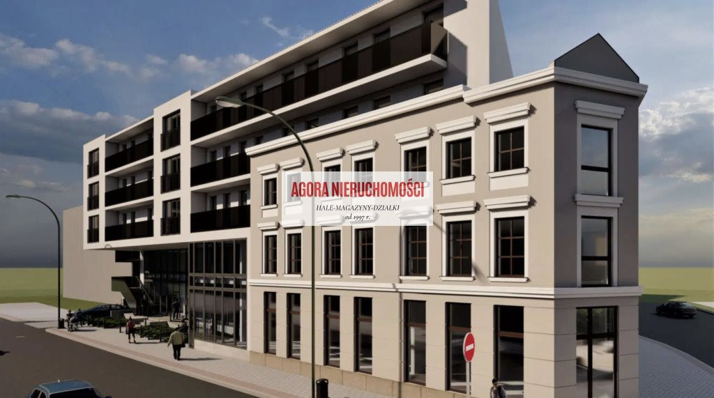 Lokal usługowy 220 m² - parter z witrynami w Nowym Sączu Nowy Sącz  220m2 Foto 1