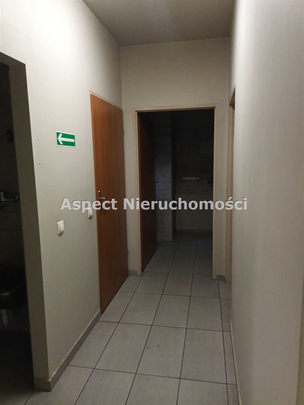 Lokal użytkowy na wynajem Wodzisław Śląski  165m2 Foto 4