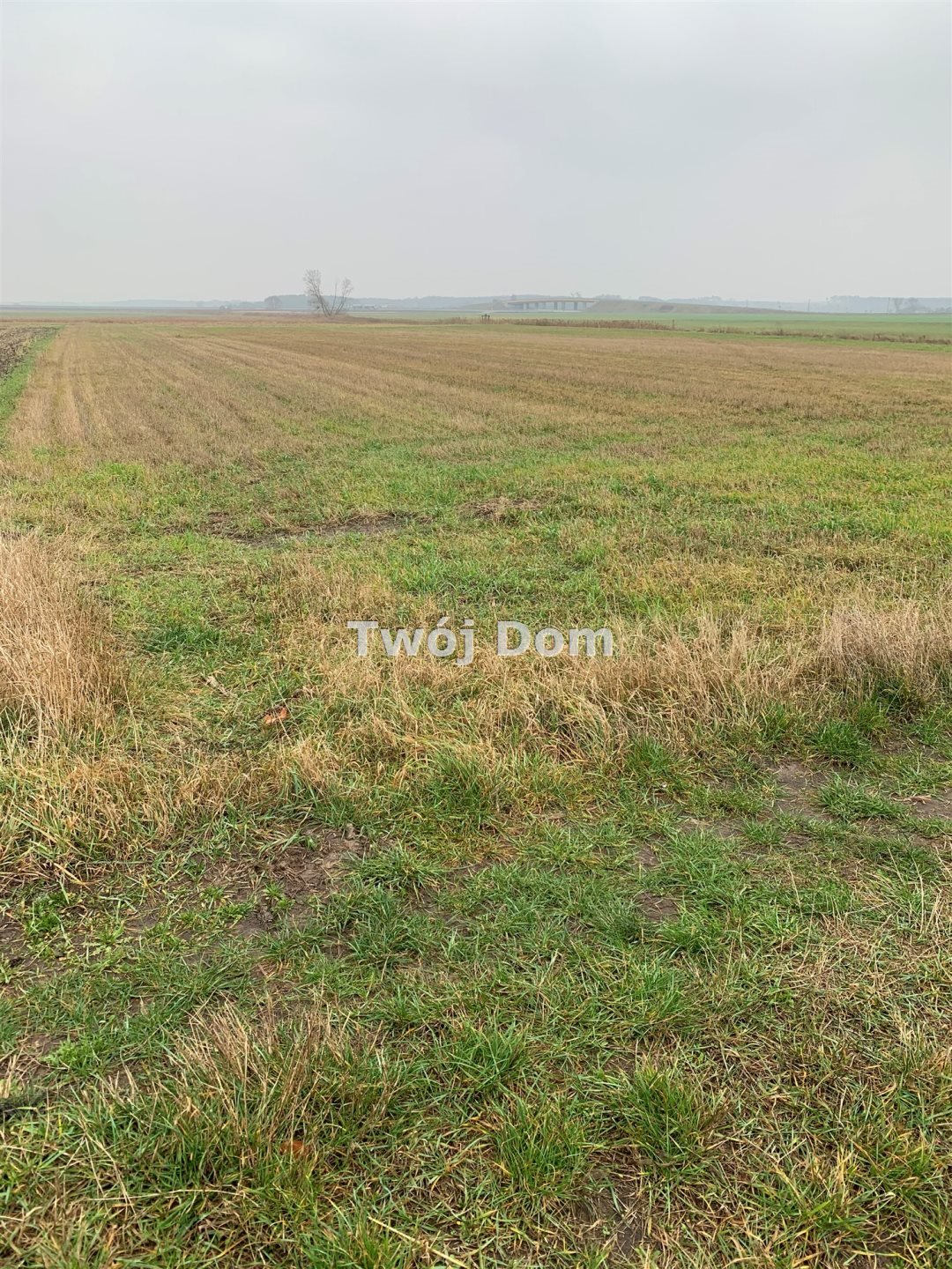 Działka budowlana 1097 m² z warunkami zabudowy, blisko Szubina Smolniki  1 097m2 Foto 1