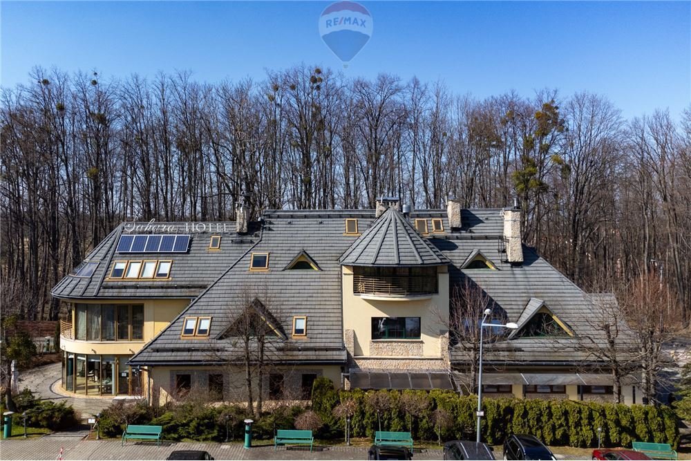 Lokal użytkowy na sprzedaż Bielsko-Biała  1 224m2 Foto 1