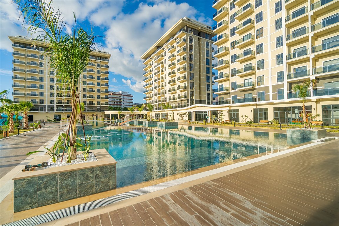 Widok na morze i basen w kompleksie hotelowym w Demirtaş Turcja, Alanya, Demirtaş, Alanya, Antalya  65m2 Foto 1