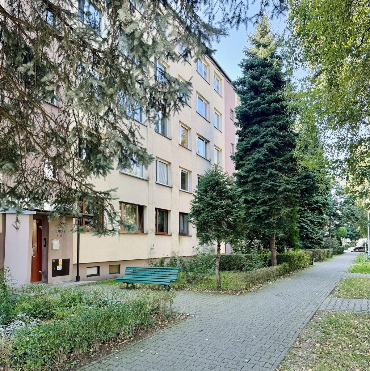 Mieszkanie czteropokojowe  na sprzedaż Kęty, 700-lecia  72m2 Foto 1