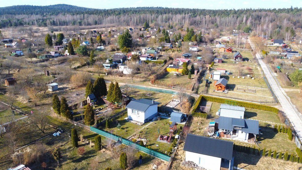 Dom na działce 400 m2 z pełnym wyposażeniem i ogrzewaniem kominkiem Kielce, Leśniówka  35m2 Foto 1