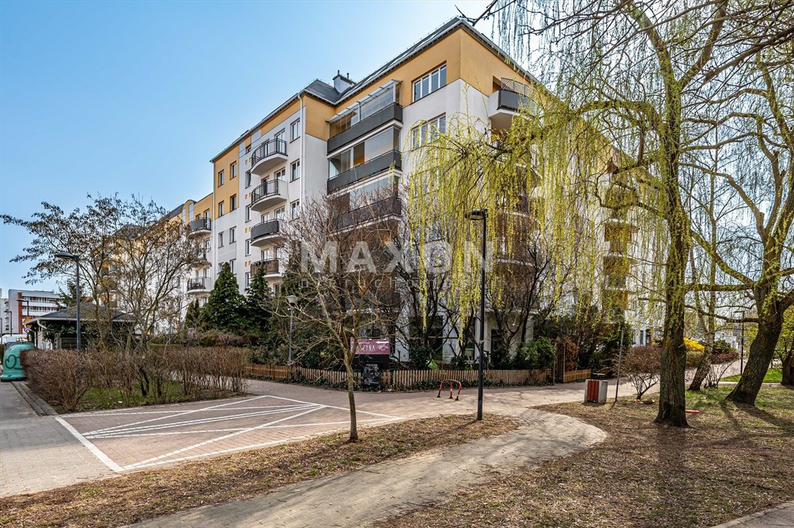 Zapraszam do wynajmu nowoczesnego 191 m² lokalu z tarasem i parkingiem: Warszawa Ursynów: ul. Jerzego Zaruby