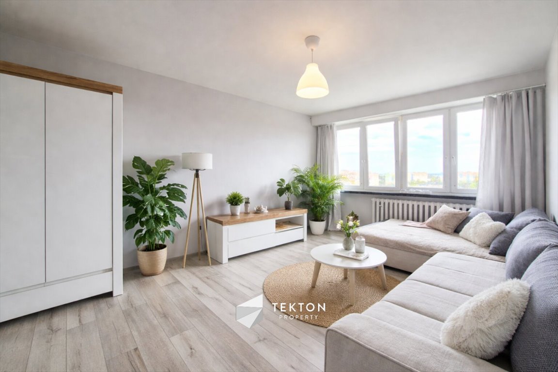 Widok na panoramę Łodzi! 2 pokoje, 44 m², 11 piętro Łódź, Górna, Łączna  44m2 Foto 1