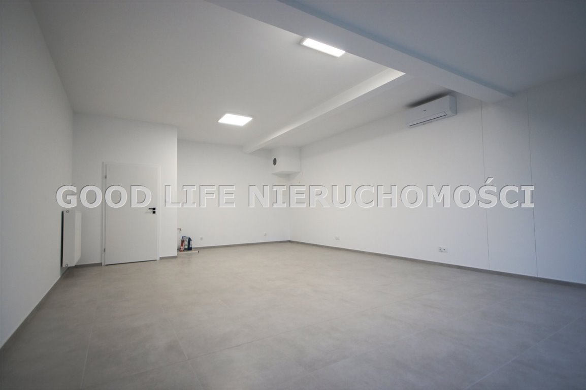 Lokal użytkowy na wynajem Rzeszów, panoramiczna  54m2 Foto 1
