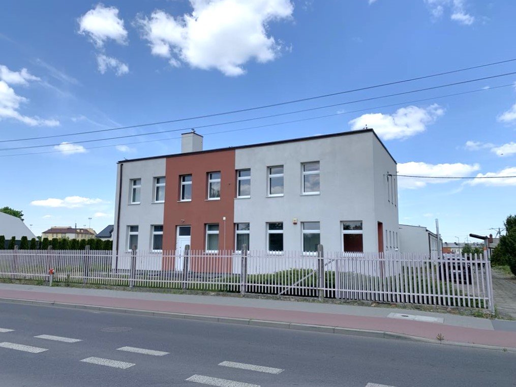 Lokal użytkowy na wynajem poddębicki, Targowa 8  1 000m2 Foto 1