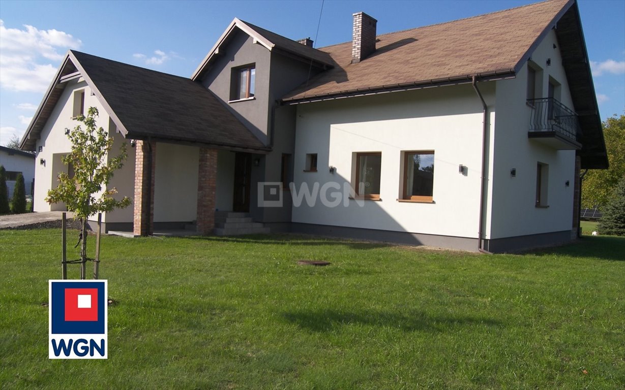 Przestronny dom z garażem i działką 2762 m² w Płoszowie Płoszów, Ostoja  182m2 Foto 1