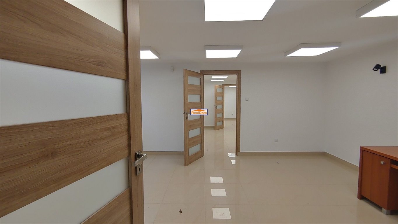 150 m2 lokal po remoncie z parkingiem i świetną komunikacją Kraków, Zwierzyniec, Wola Justowska, Królowej Jadwigi  150m2 Foto 1