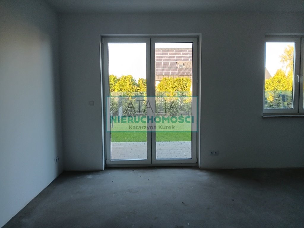 Polecam segment 122 m² z ogrzewaniem podłogowym w Błoniu Bieniewice  122m2 Foto 1
