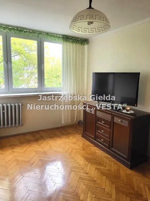 Mieszkanie dwupokojowe na sprzedaż Jastrzębie-Zdrój, Centrum, Śląska  35m2 Foto 1